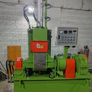 Laboratory Batch Kneader
