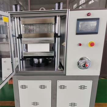 Vulcanizing presses for conveyor belts