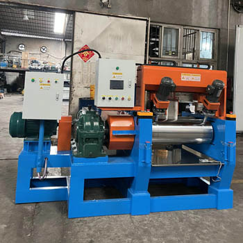 6-inch open mixing mill machine for silicone rubber sheet production.