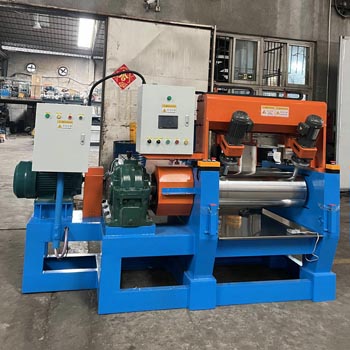 Open mixing mill with bearings vs nylon bushes comparison for rubber mixing